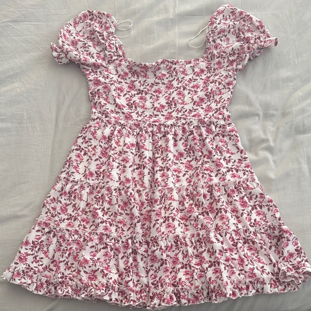 Francesca's Collections White and Pink Floral Dress